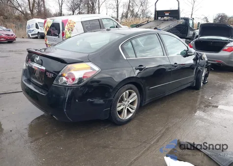 2011 Nissan Altima 3.5 Sr z USA, uszkodzony, nr VIN 1N4BL2AP9BC156598